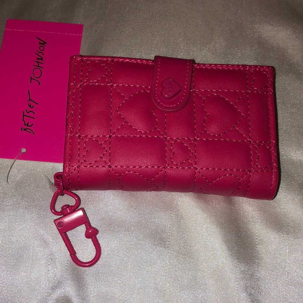 Betsey Johnson Fushia Faux Leather Card Case Wallet & Key Ring Quilted Heart NWT